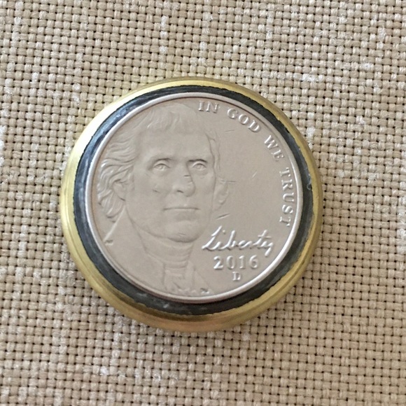 HAND CRAFTED Shotgun Shell Golf Ball Marker - Picture 2 of 3